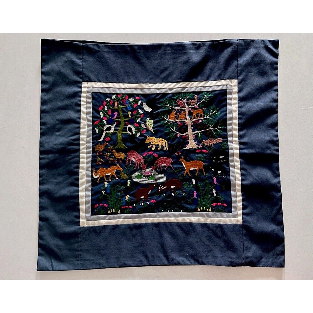 Vintage Hmong Embroidered Panel Paj Ntaub Tib Neeg/Story Cloth